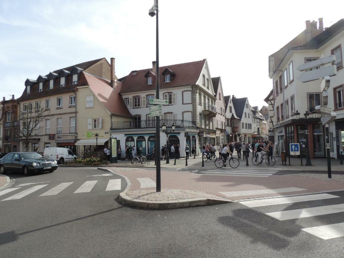 Appart'Azur Haguenau - Centre Grand'Rue - Logements Entiers Pour Voyageur Pro Luaran gambar